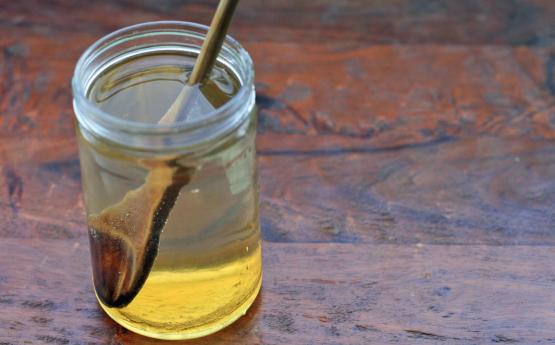 Ամեն առավոտ մեղրով քացախ խմեք. Այն կվերացնի բերանի տհաճ հոտը և կկարգավորի բարձր ճնշումն ու խոլեստորինը